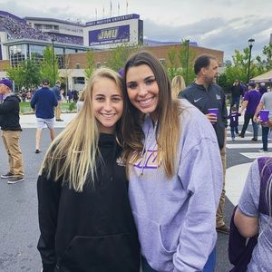 Meet your Posher, Taylor